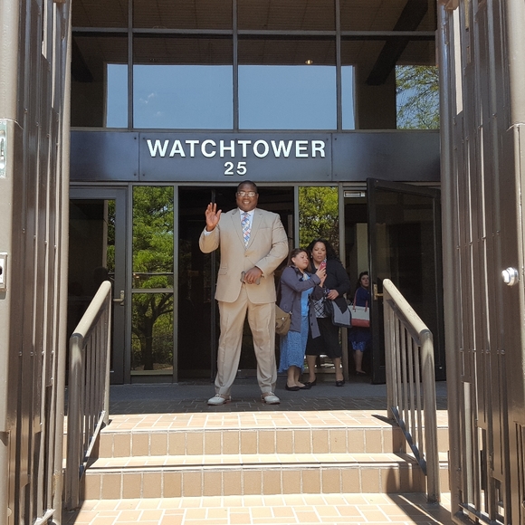 Meet your Posher, Michael - Picture 13 of 16